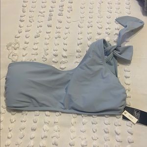 Abercrombie & Fitch blue off the shoulder blue top